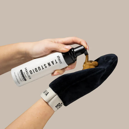 BPerfect X Annalivia Tan Studio - Tanning Mitt